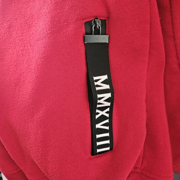 💵3/$20 Switch Red Zip Up Hooded Sweatshirt - Picture 7 of 9